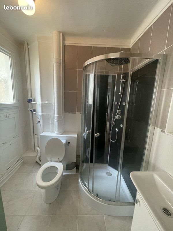 Appartement à louer, 23m², Courbevoie