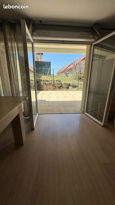 Appartement à vendre, 68m², Saint-Cergues