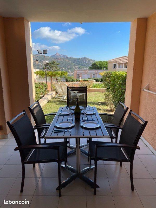 Appartement à louer, 28m², Saint-Raphaël