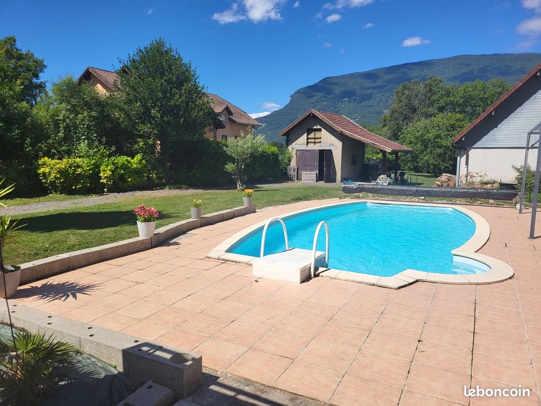 Maison à vendre, 218m², Serrières-en-Chautagne