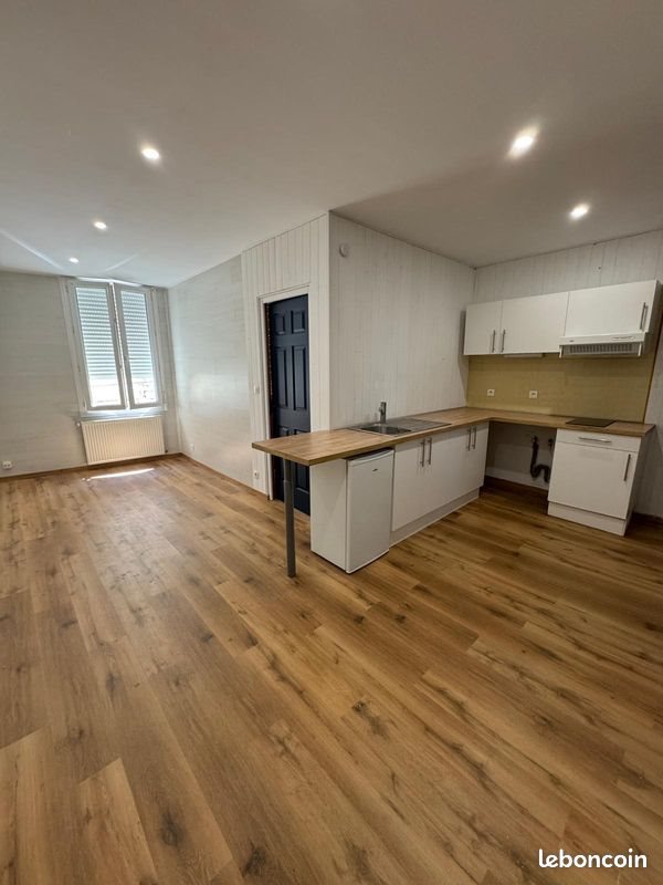 Appartement à louer, 30m², Niort