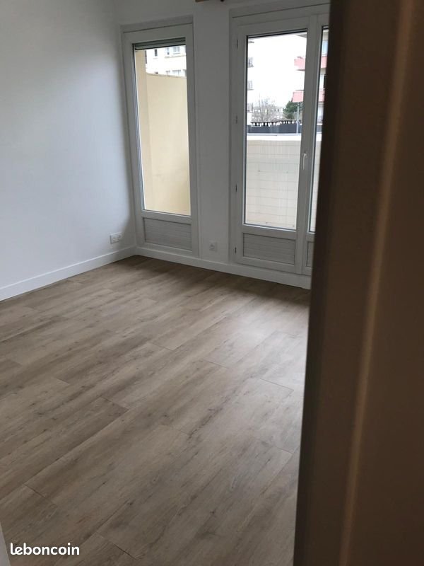 Appartement à louer, 45m², Maurepas