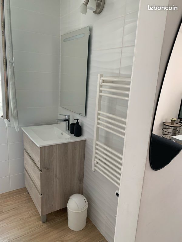 Appartement à louer, 28m², Solliès-Toucas