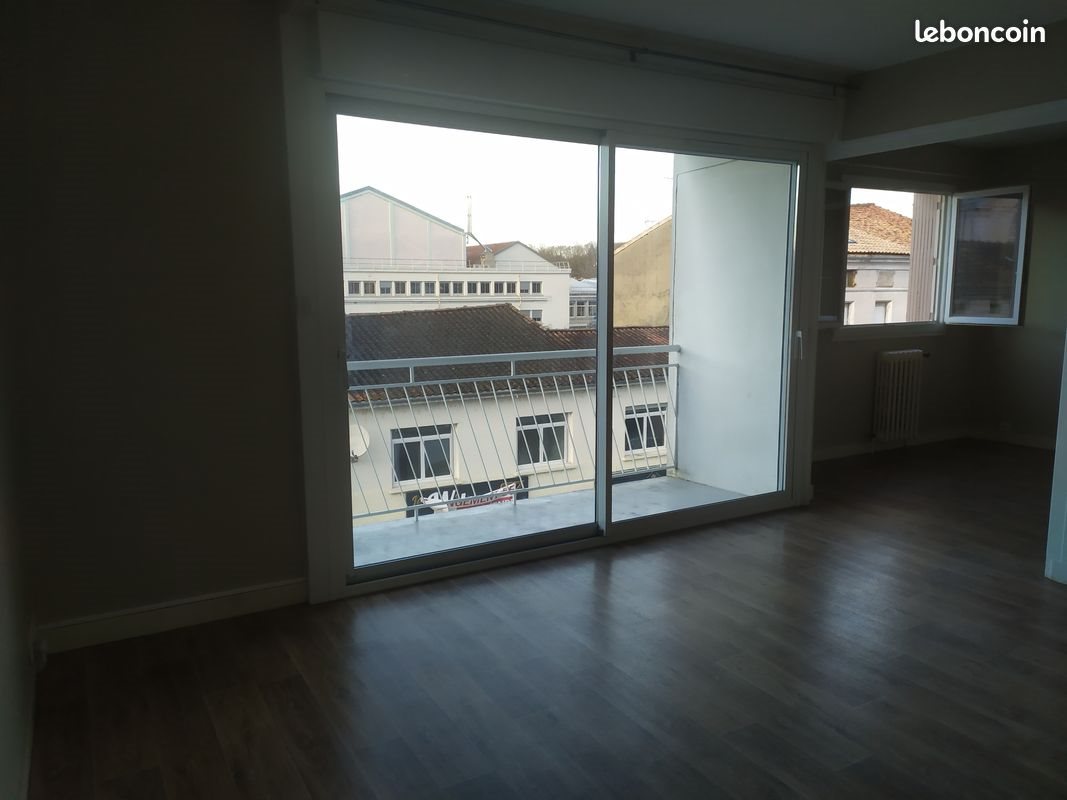 Appartement à louer, 71m², Ruelle-sur-Touvre