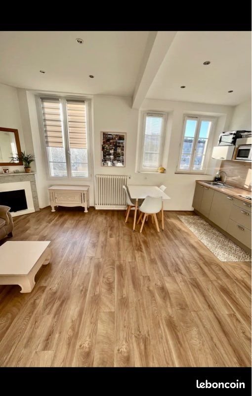 Appartement à louer, 42m², Antibes