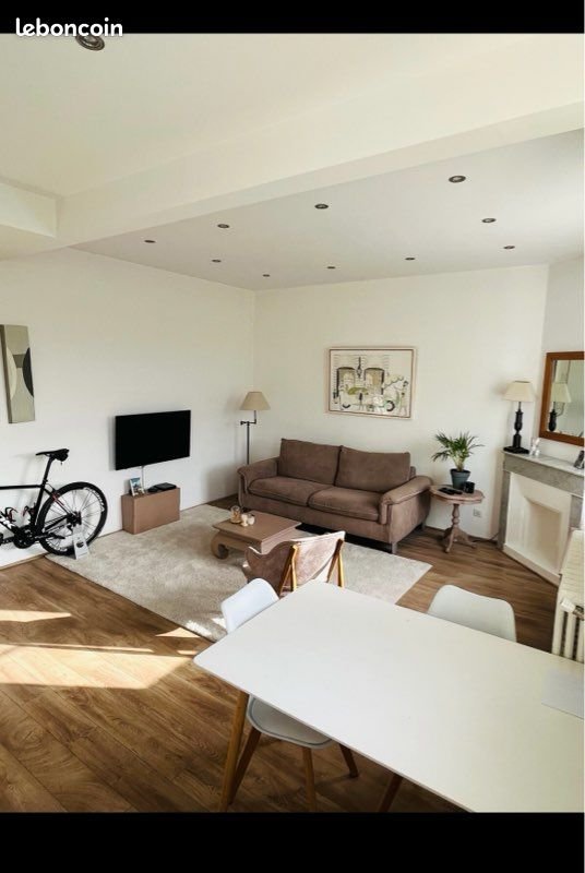 Appartement à louer, 42m², Antibes