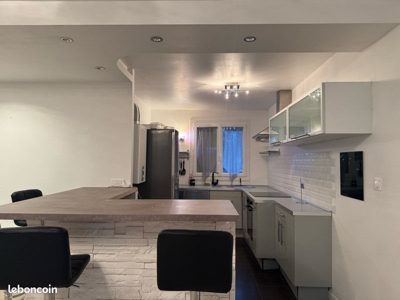 Appartement à louer, 65m², Moissy-Cramayel