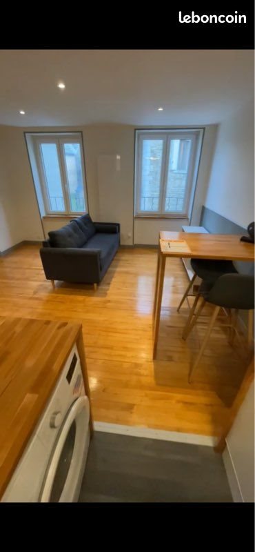 Appartement à louer, 31m², Laissac
