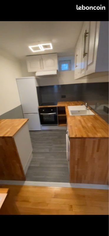 Appartement à louer, 31m², Laissac