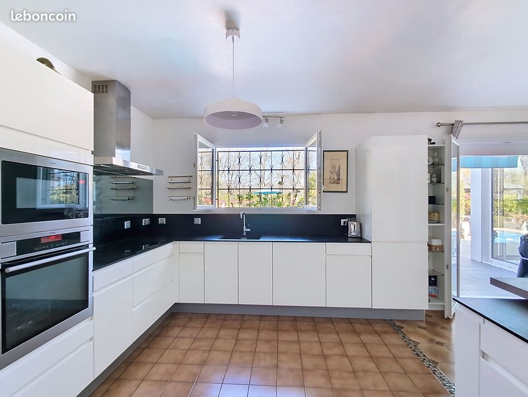 Maison à vendre, 173m², Saint-Sulpice-et-Cameyrac