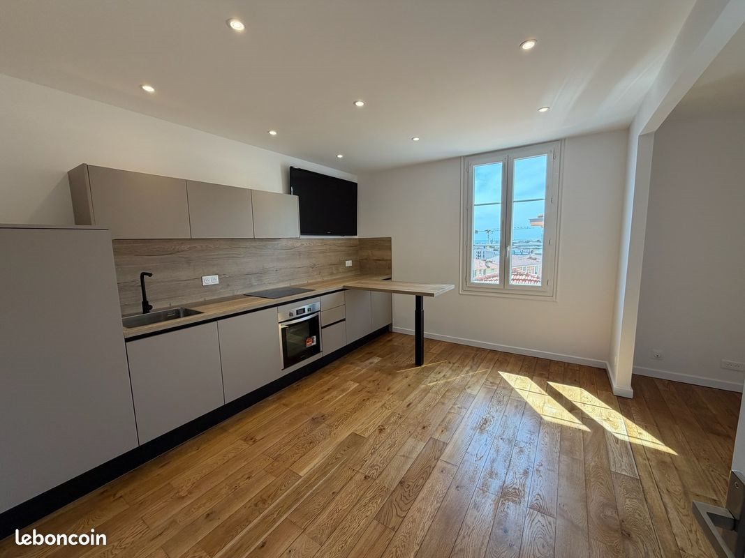 Appartement à vendre, 92m², Beausoleil