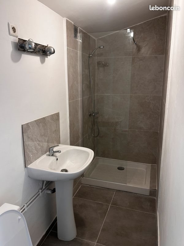 Appartement à louer, 43m², Lambesc