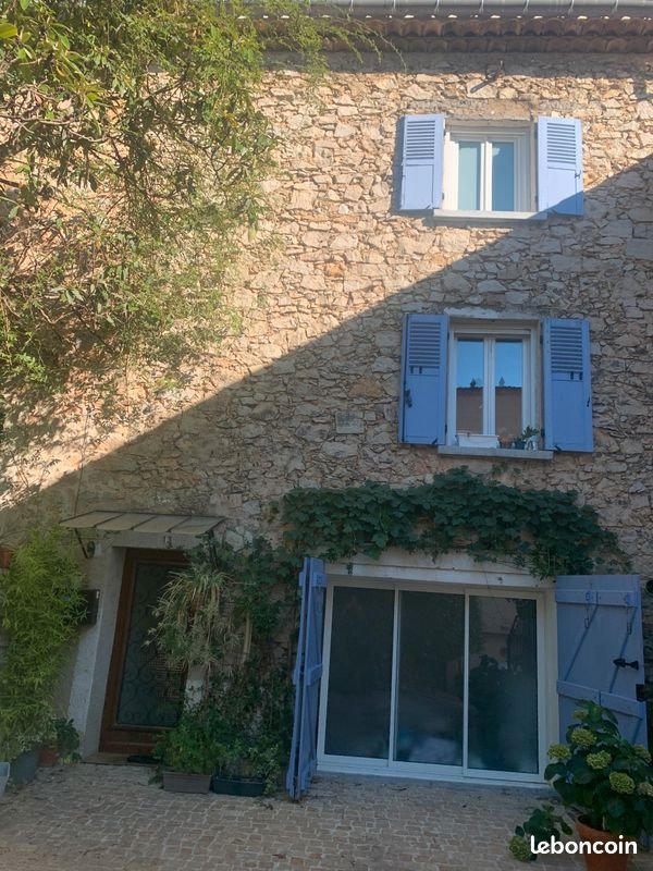 Maison à louer, 90m², Belgentier