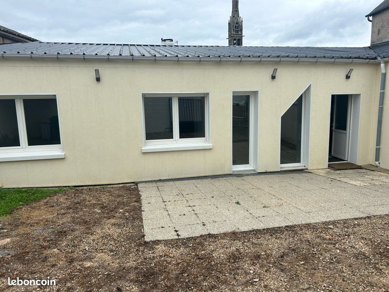 Maison à louer, 72m², Hanvec