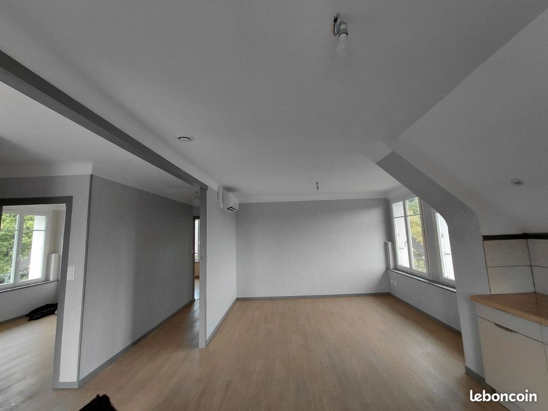 Appartement à louer, 72m², Saint-Germain-les-Vergnes