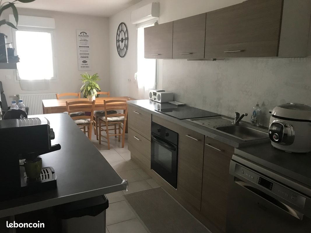 Appartement à louer, 71m², Fontaine