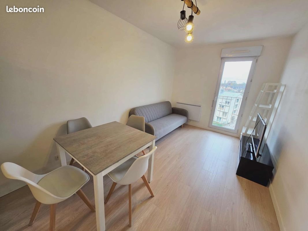 Appartement à louer, 41m², Saint-Julien-les-Villas