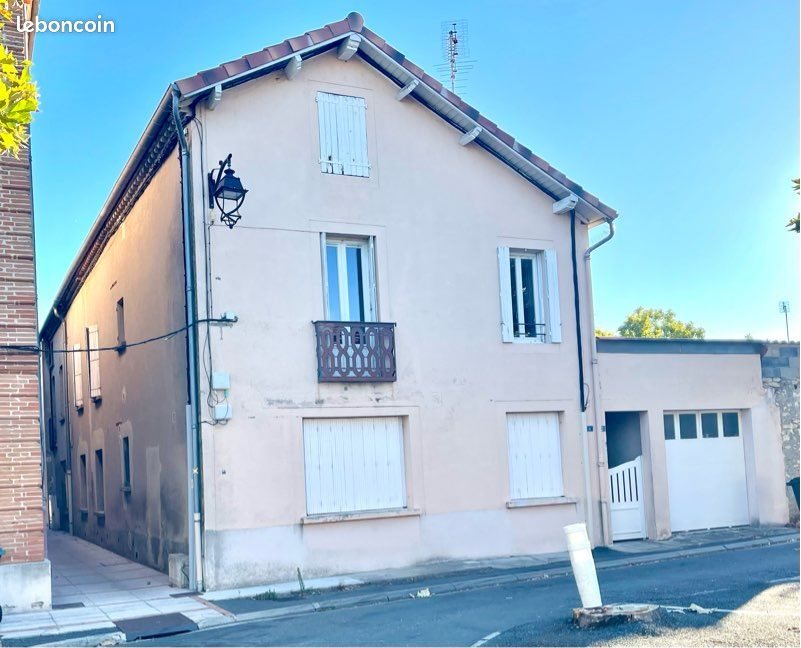 Maison à louer, 80m², Briatexte