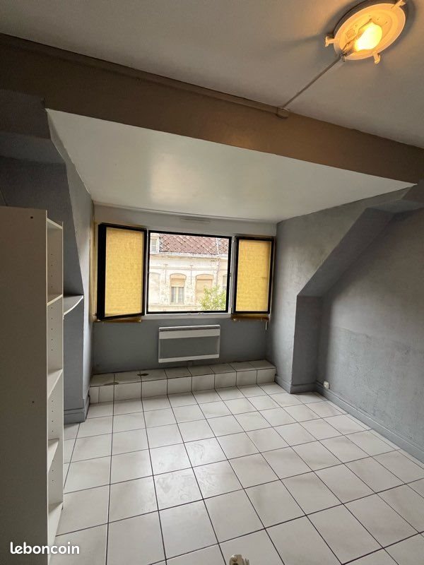 Appartement à louer, 17m², Valenciennes