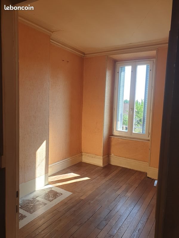 Appartement à louer, 47m², Commentry