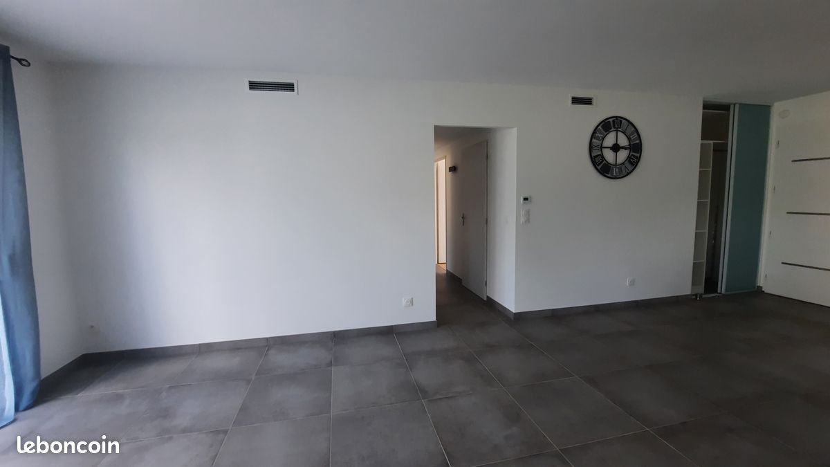 Maison à louer, 92m², Nieuil-l'Espoir