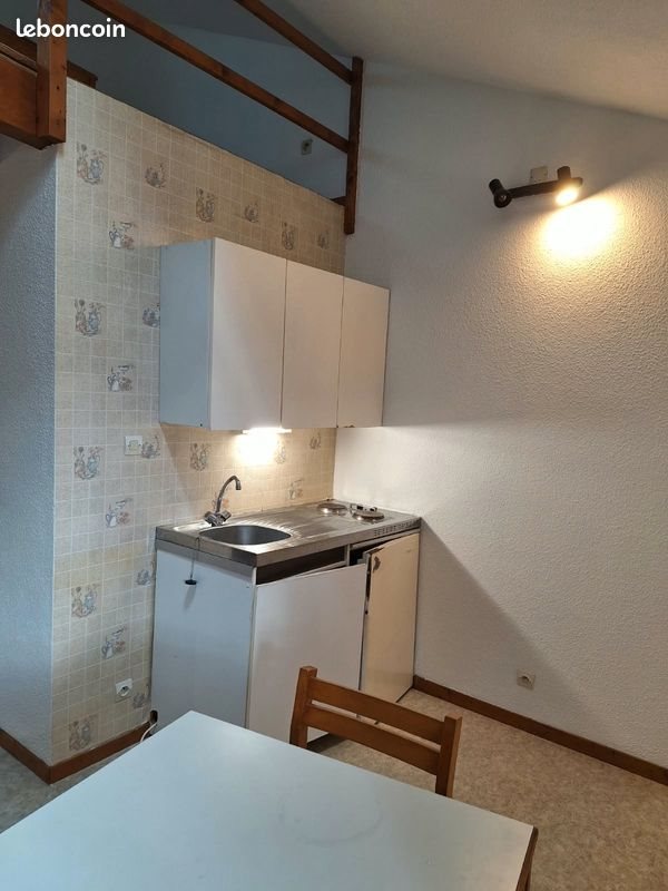 Appartement à louer, 37m², La Terrasse