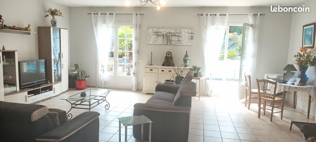 Maison à vendre, 408m², Saint-Restitut