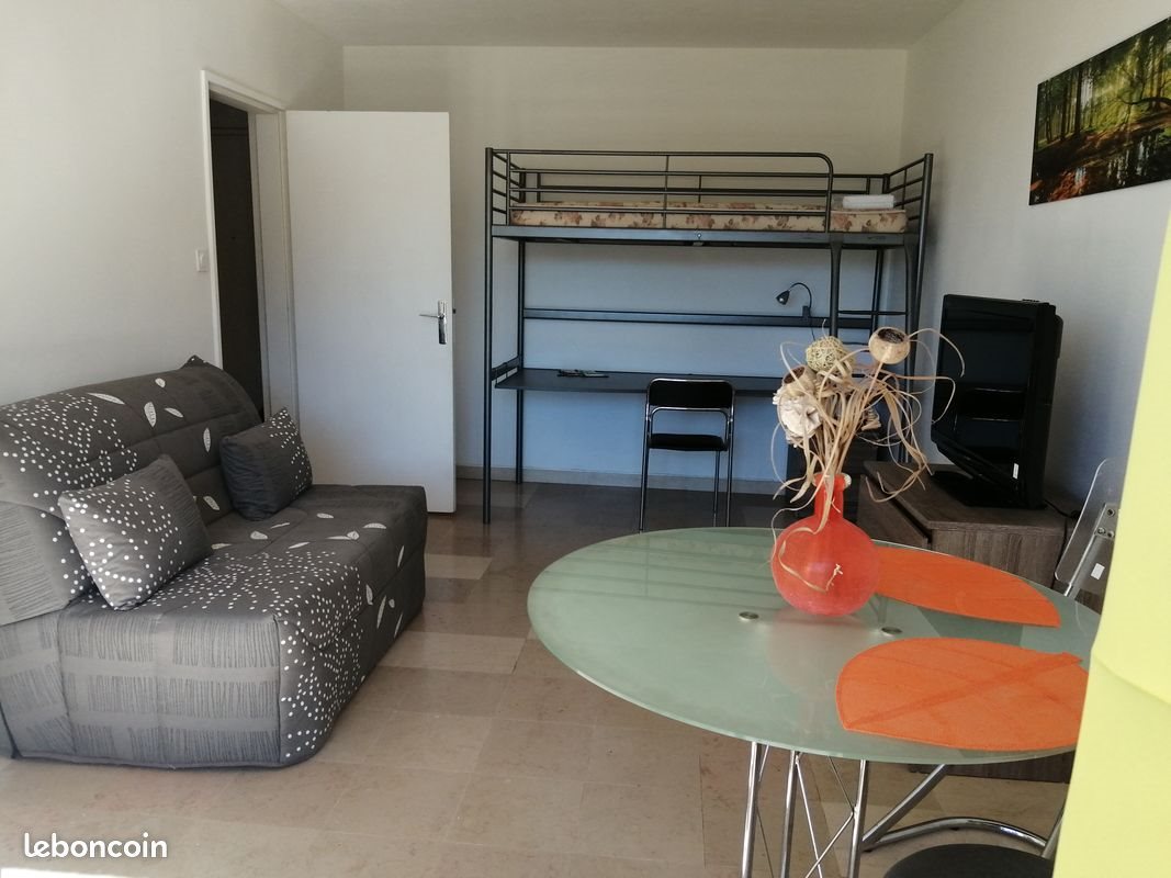 Appartement à louer, 27m², Autun