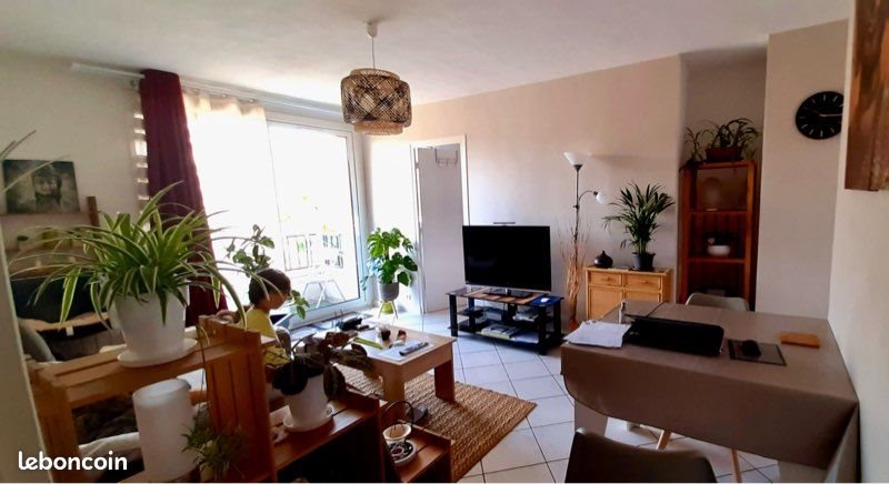 Appartement à louer, 58m², Saint-Egrève