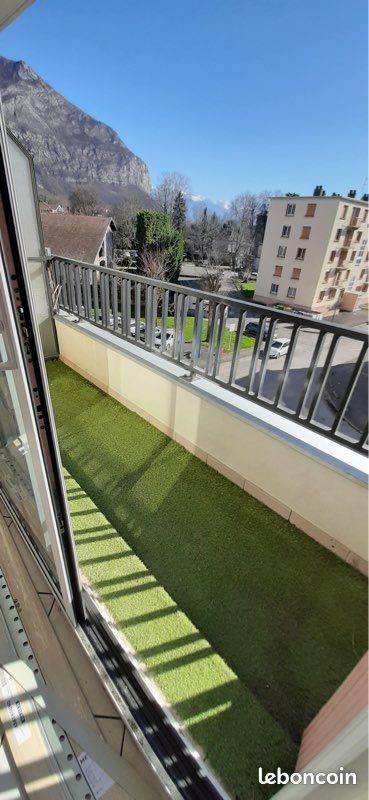 Appartement à louer, 58m², Saint-Egrève