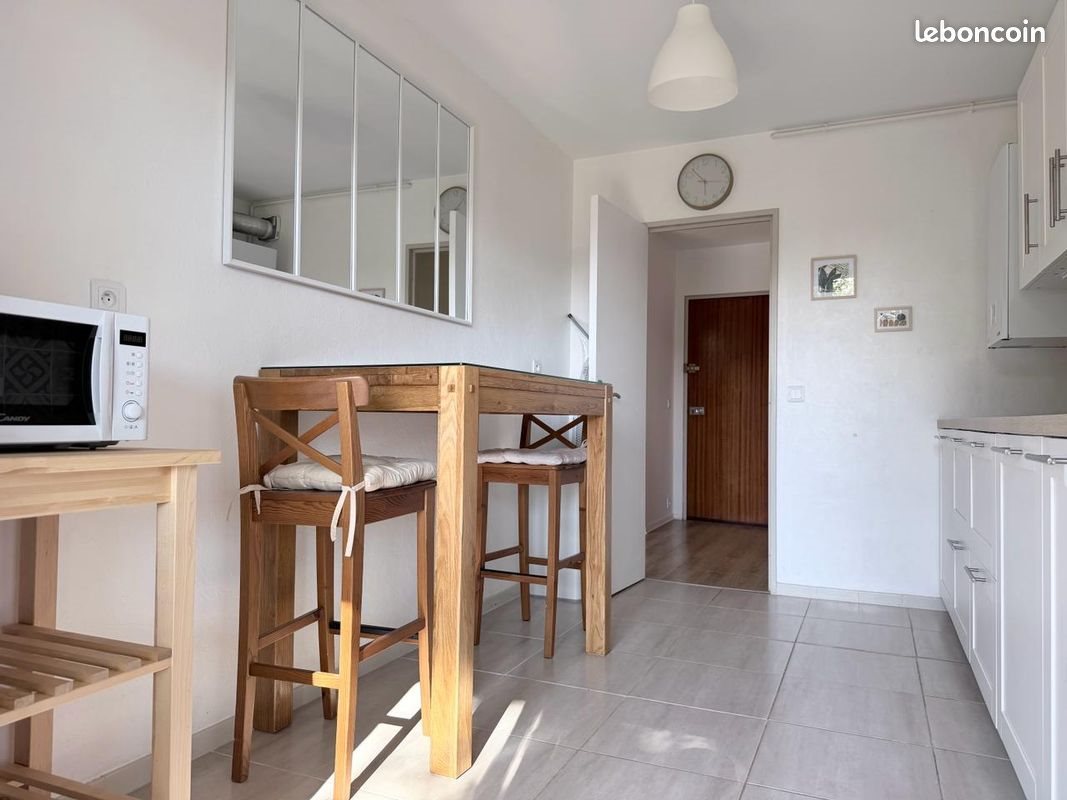 Appartement à louer, 48m², Talence