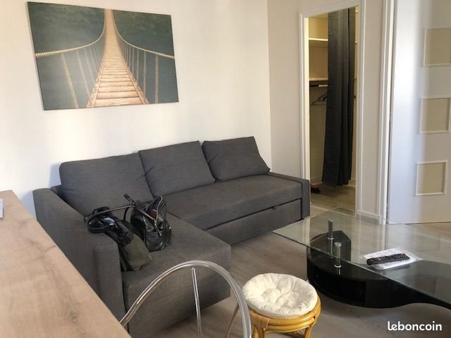Appartement à louer, 35m², Aurillac