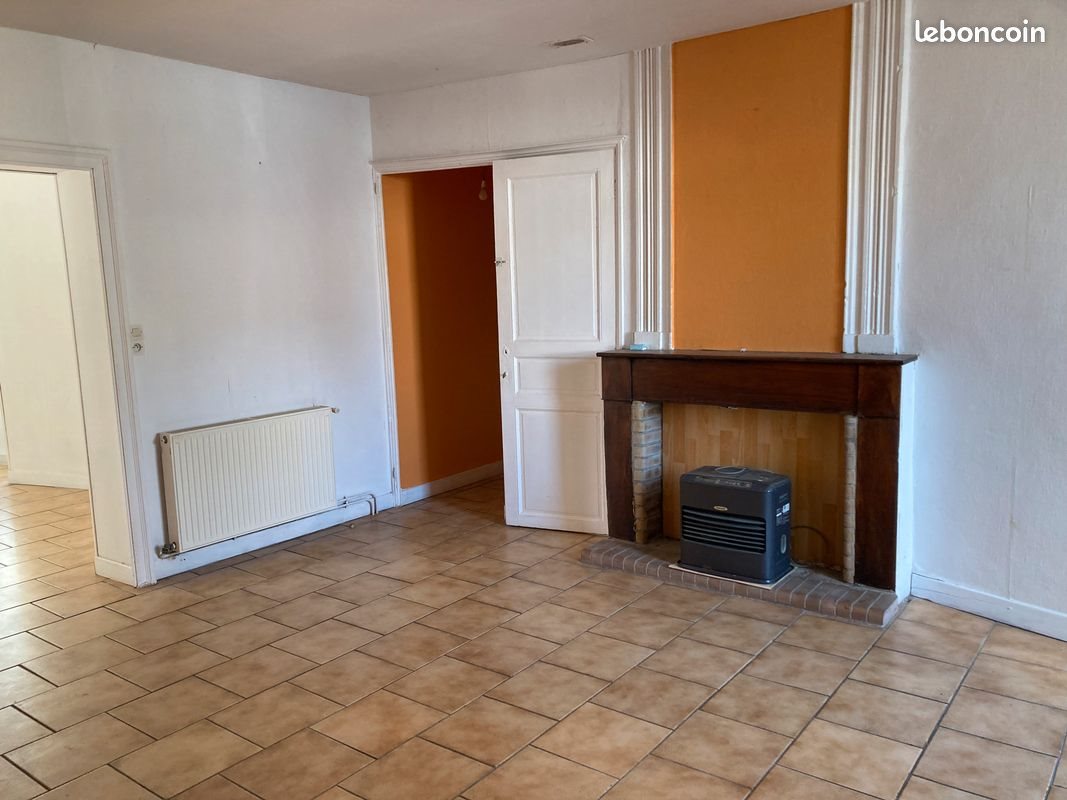 Maison à louer, 140m², Brossac