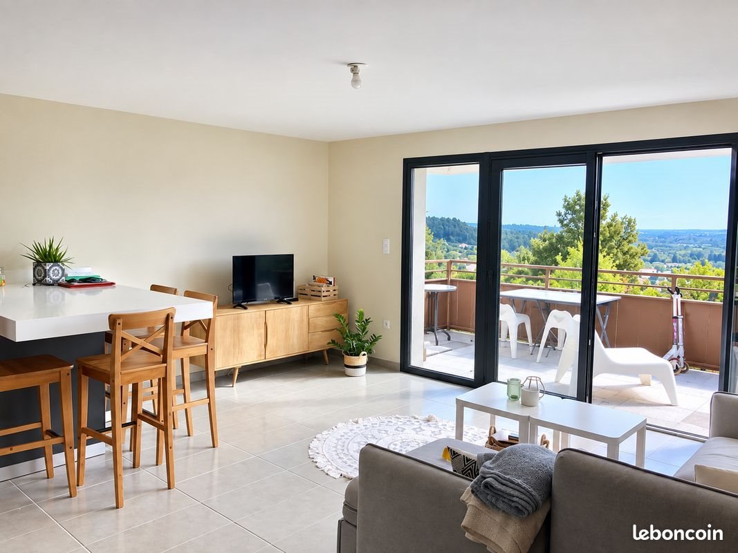 Appartement à louer, 75m², Villeneuve-lès-Avignon