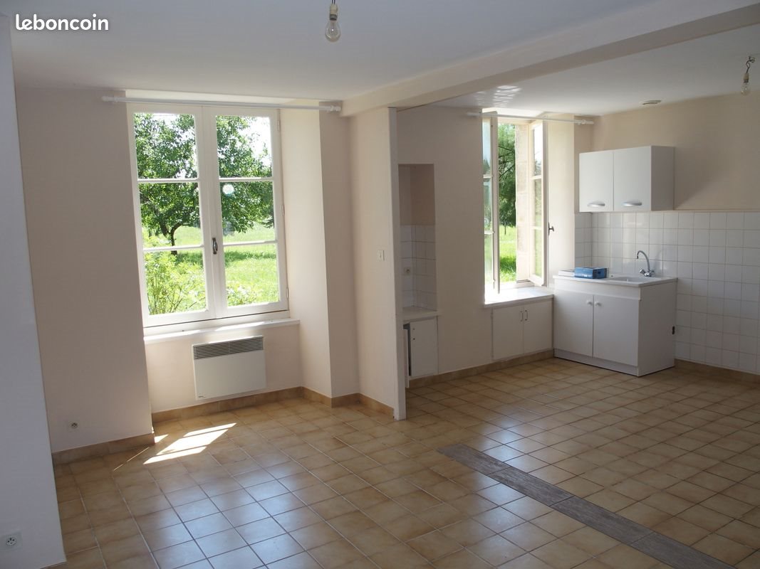 Maison à louer, 105m², Béruges