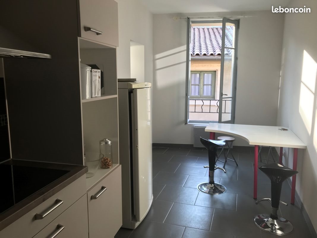 Appartement à louer, 30m², Nîmes