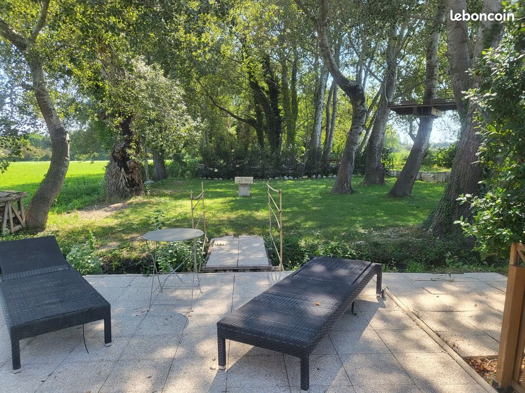 Appartement à louer, 45m², Arles