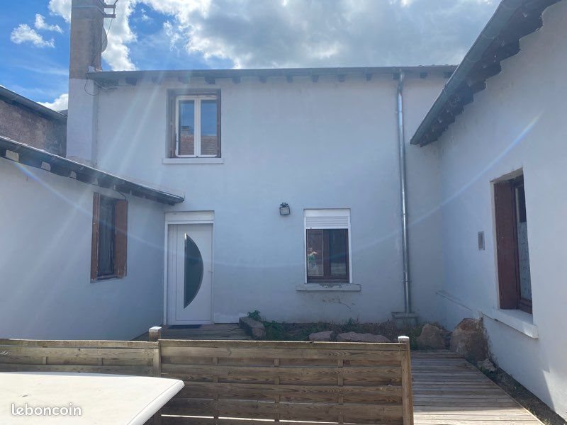 Appartement à louer, 60m², La Pacaudière