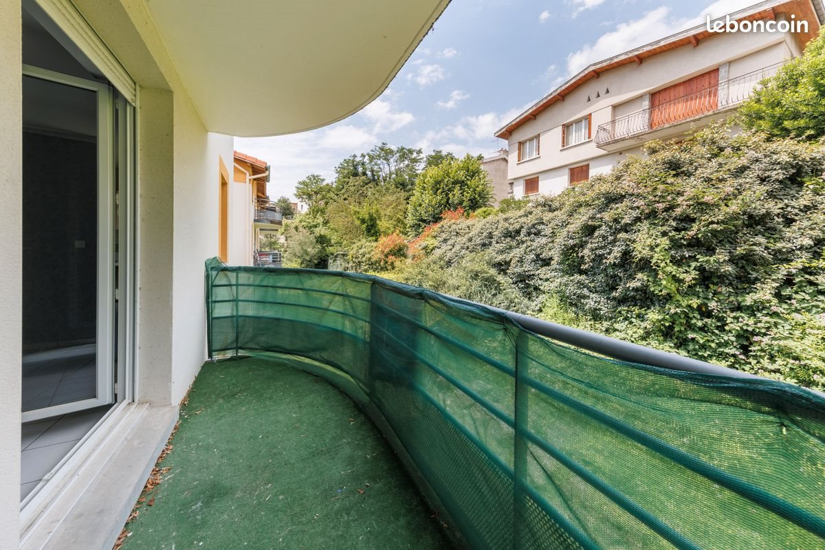 Appartement à louer, 47m², Thiers