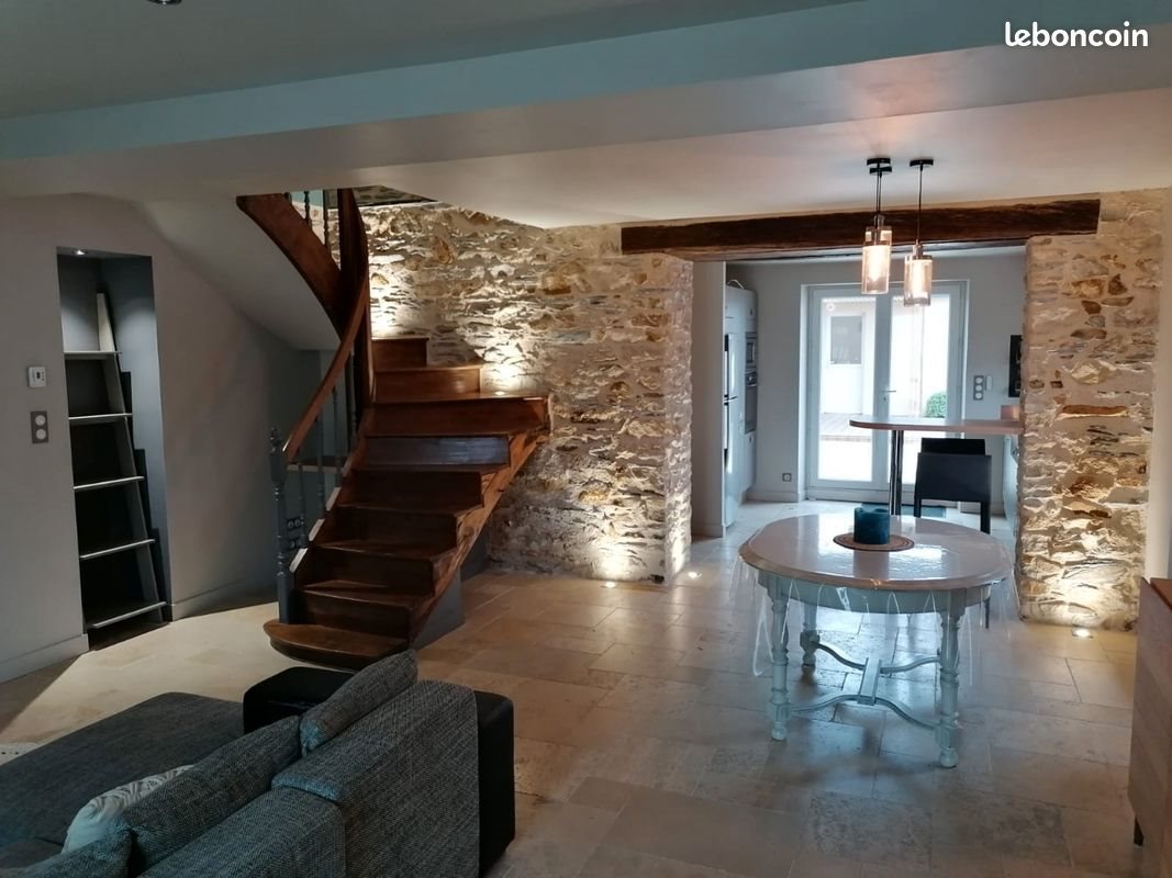 Maison à louer, 110m², Cantenay-Epinard