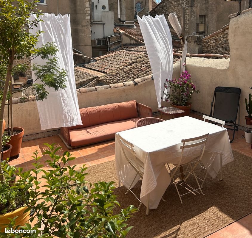 Appartement à louer, 25m², Nîmes