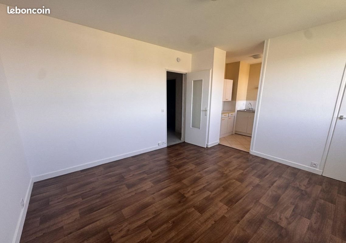 Appartement à louer, 26m², Riorges