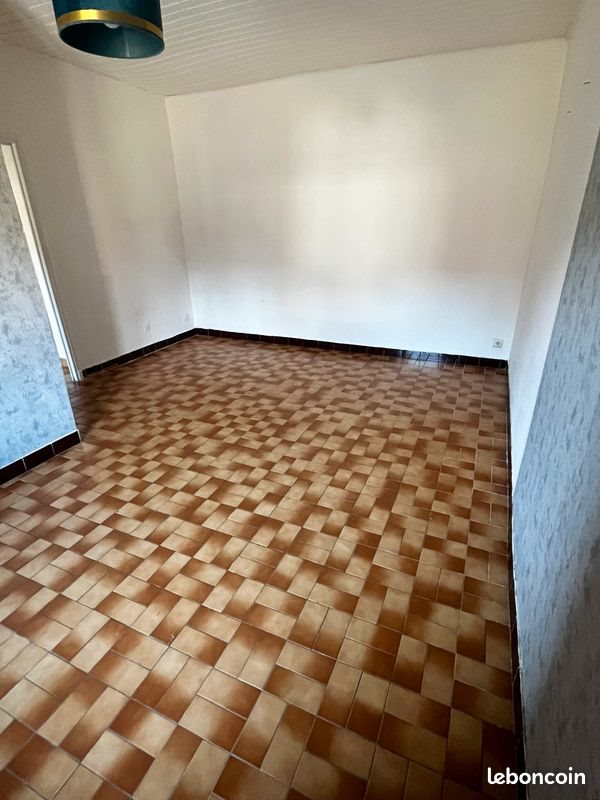 Appartement à louer, 38m², Salomé