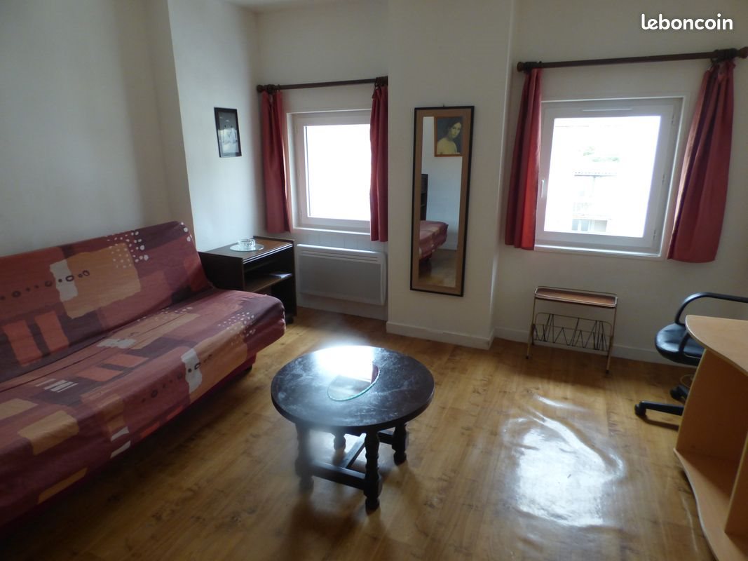 Appartement à louer, 25m², Niort