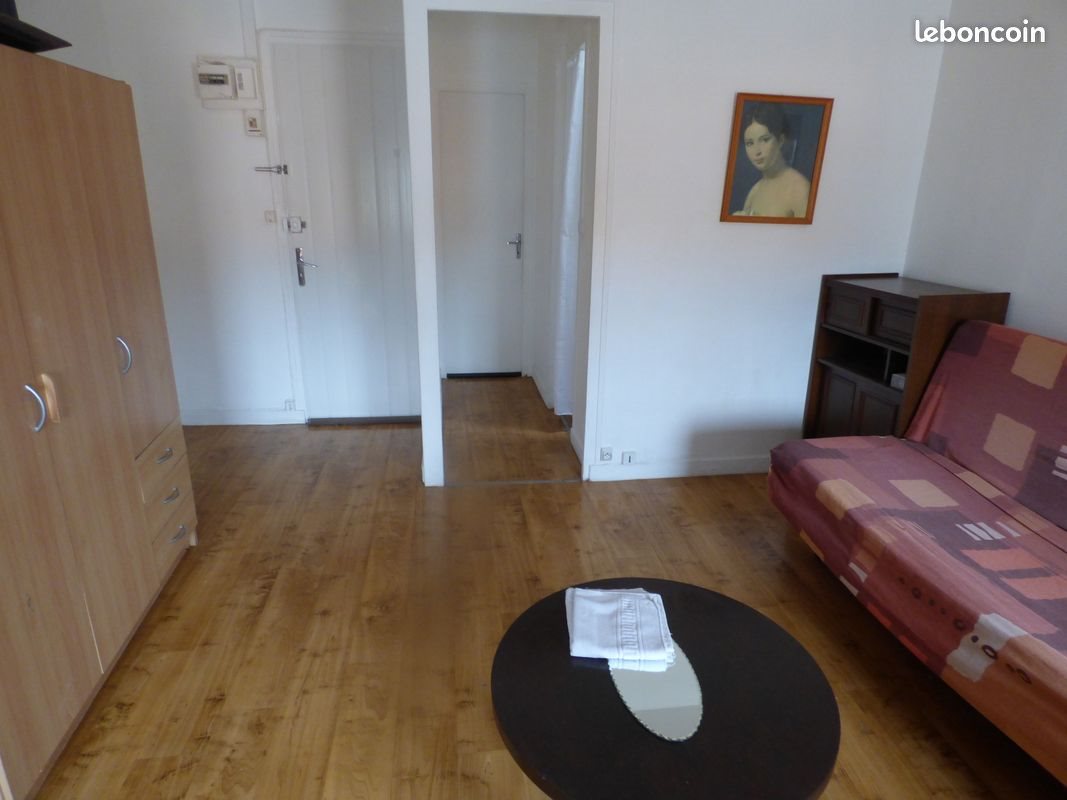 Appartement à louer, 25m², Niort
