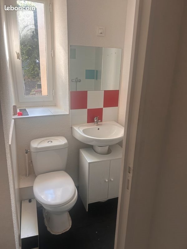 Appartement à louer, 28m², Thiers