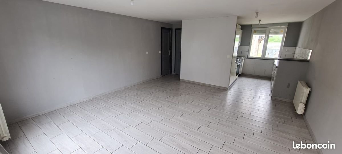 Maison à louer, 92m², Bricqueville-sur-Mer