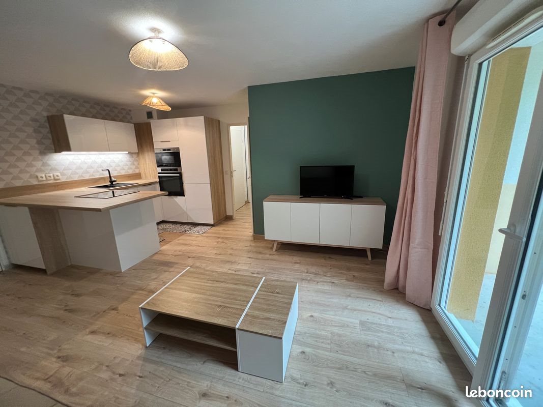 Appartement à louer, 38m², Lesparre-Médoc