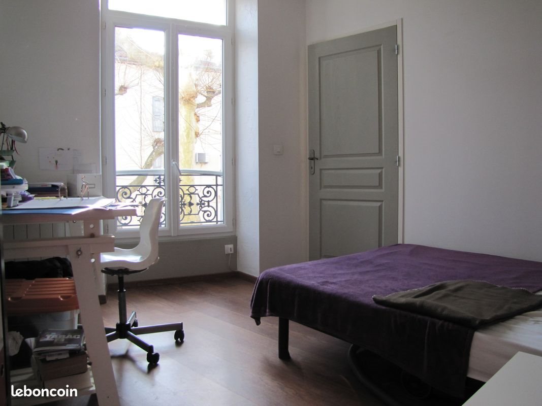 Appartement à louer, 43m², Millau