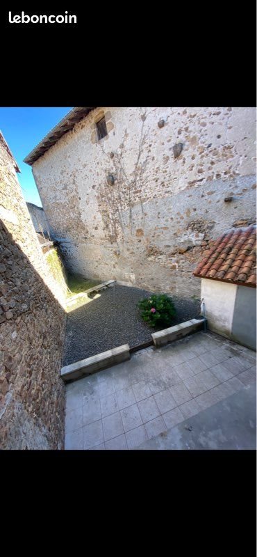 Maison à louer, 95m², Chabanais